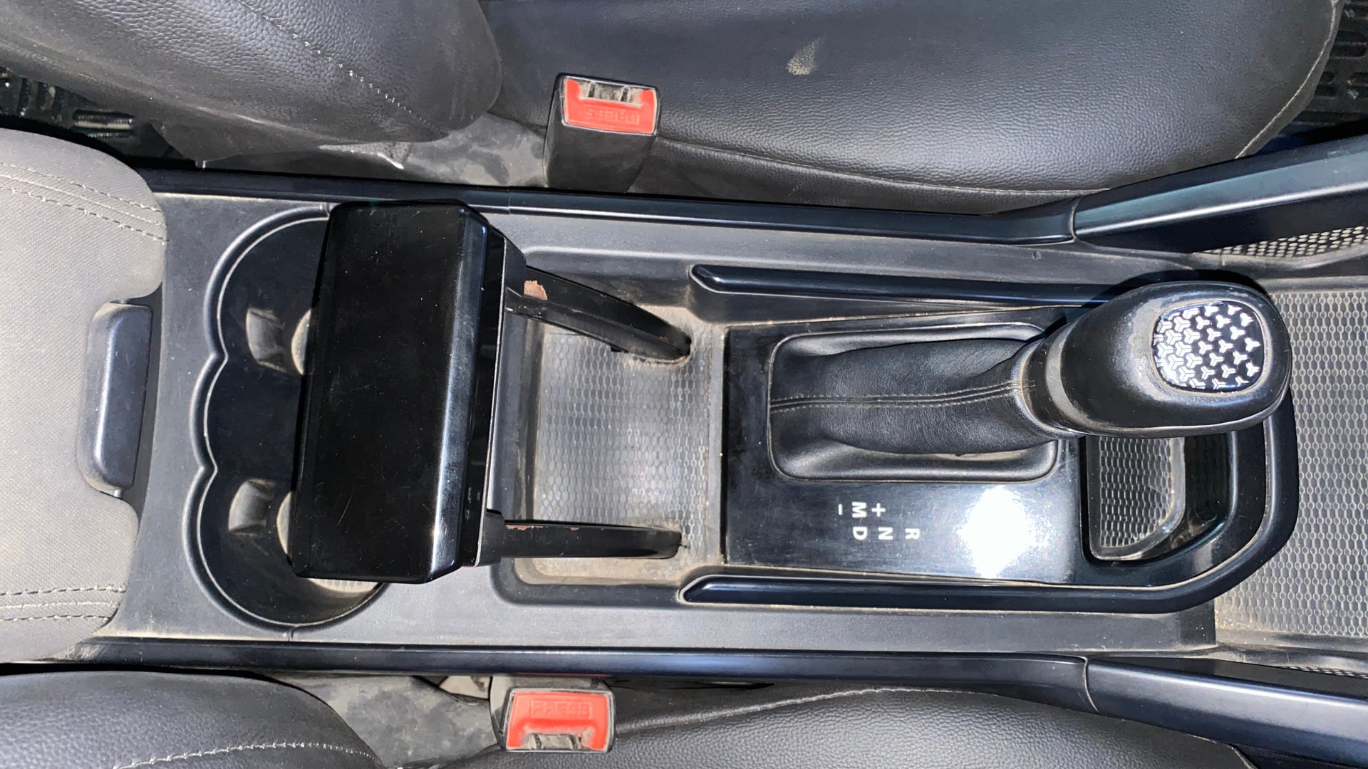 View 2022 Tata Harrier XE Image 38 Used 2022 Tata Harrier XE Image 38