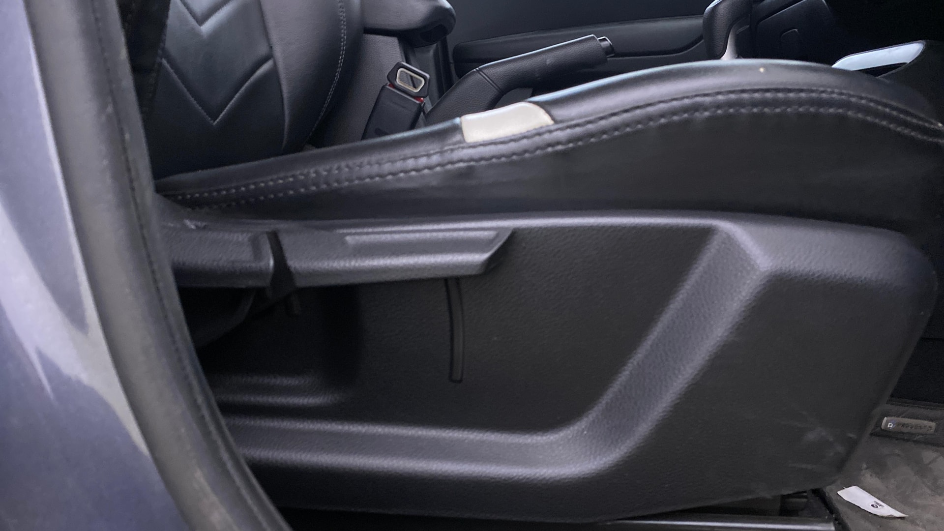 View 2021 Kia Sonet HTK Plus iMT Petrol Image 18 Used 2021 Kia Sonet HTK Plus iMT Petrol Image 18