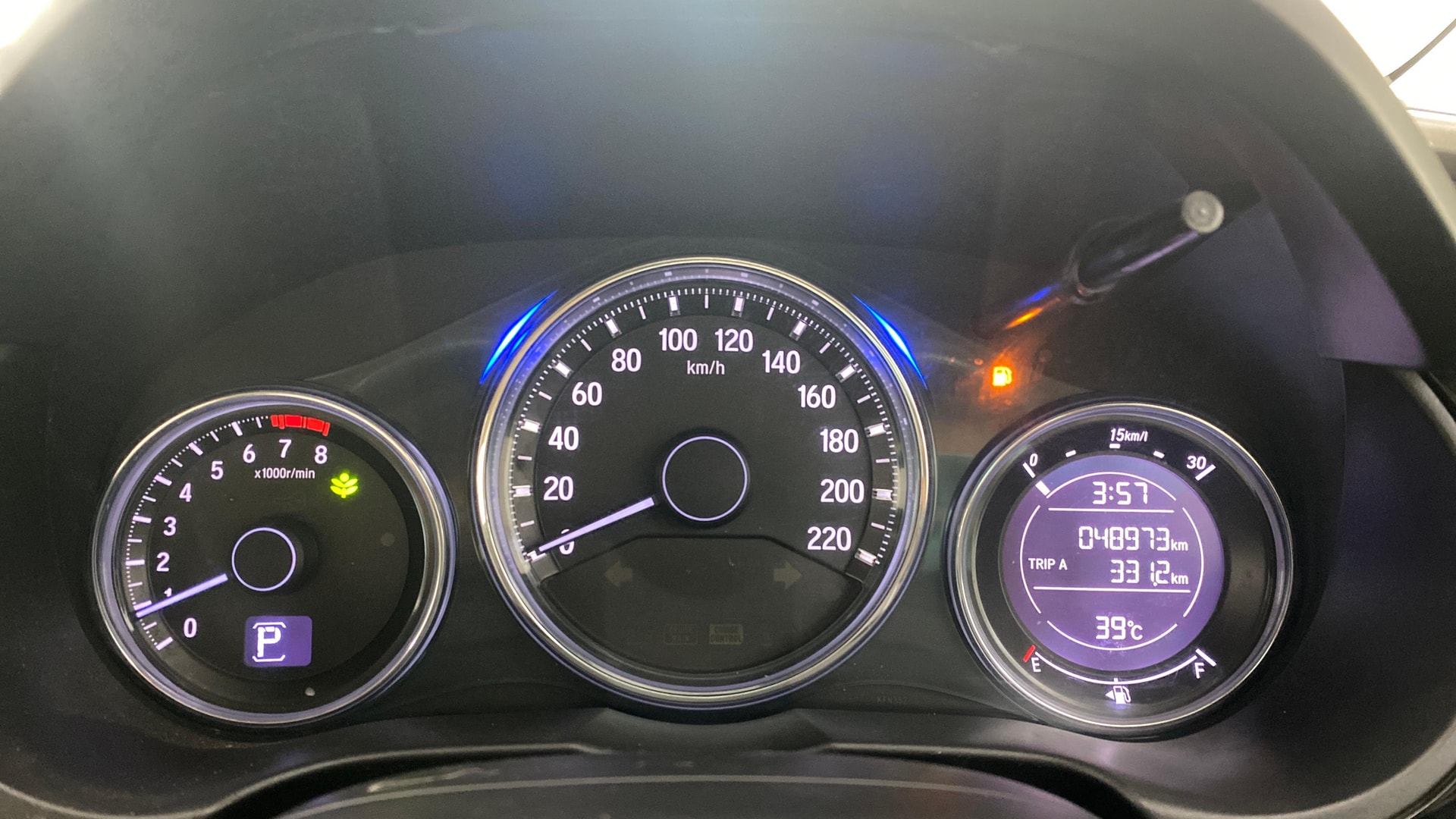 View 2016 Honda City ZX MT Diesel Anniversary Edition Image 37 Used 2016 Honda City ZX MT Diesel Anniversary Edition Image 37
