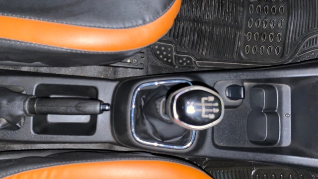 View Renault Kwid Image 38 Used Renault Kwid Image 38