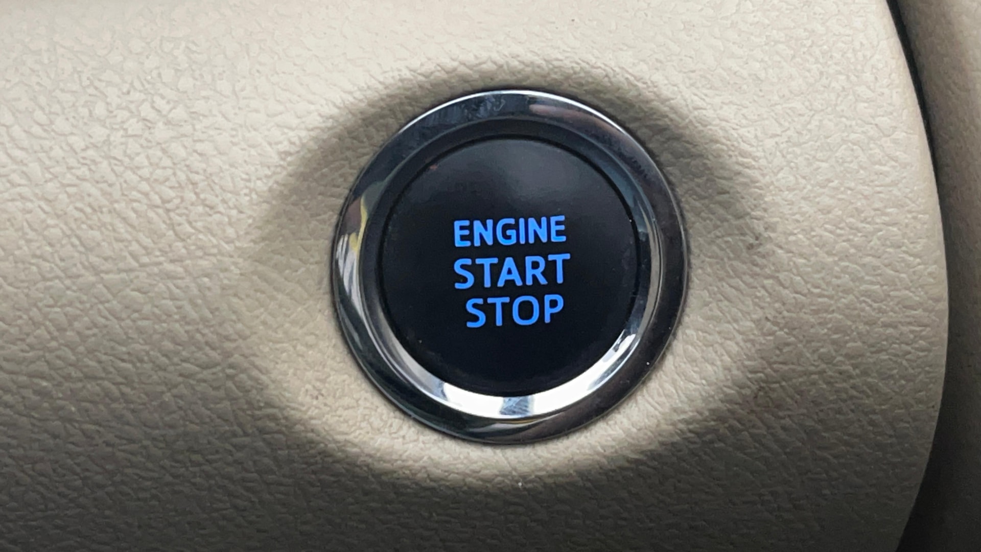 View 2020 Toyota Yaris G MT Image 38 Used 2020 Toyota Yaris G MT Image 38