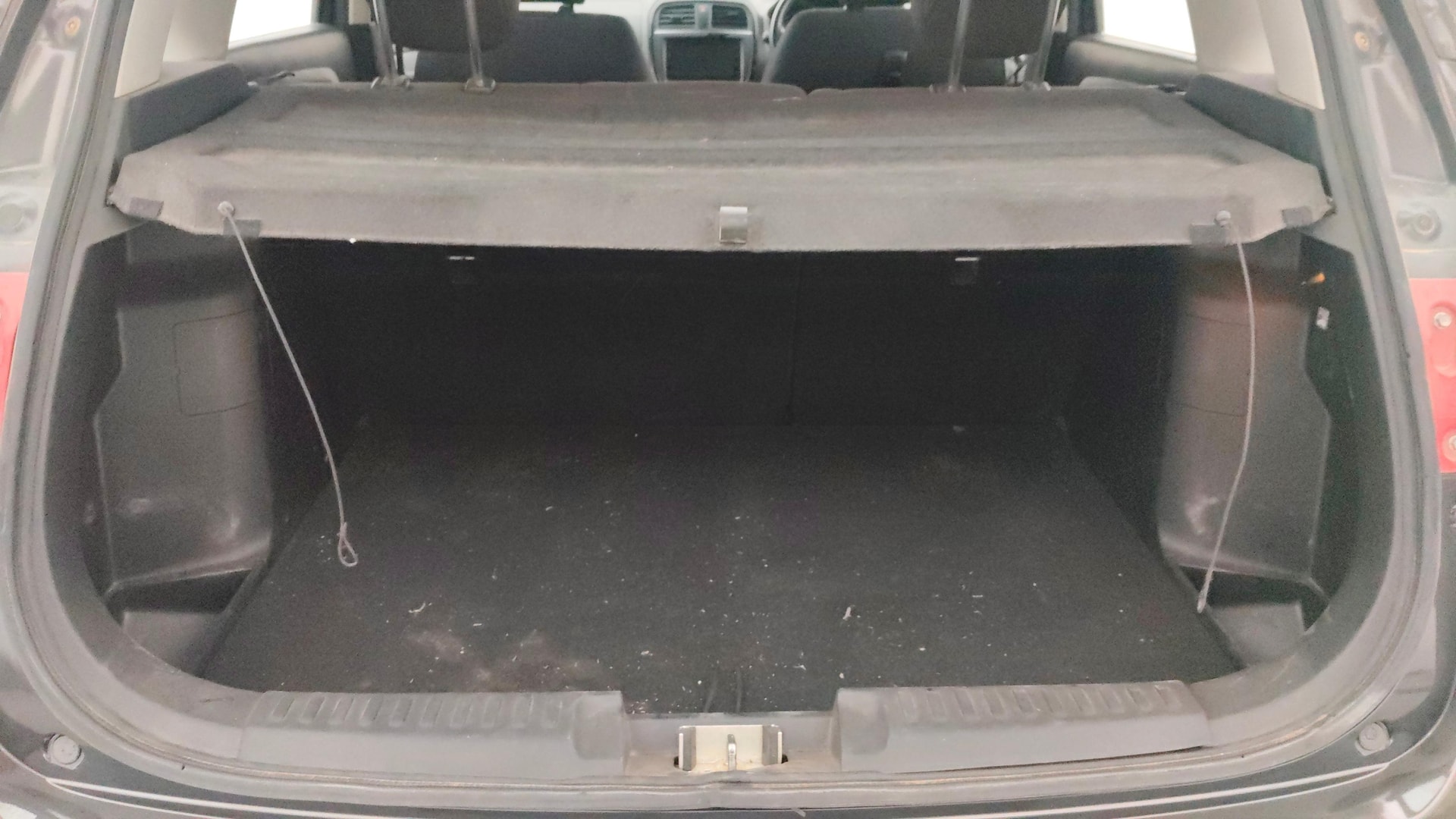 View 2022 Toyota Urban Cruiser Premium MT Image 11 Used 2022 Toyota Urban Cruiser Premium MT Image 11