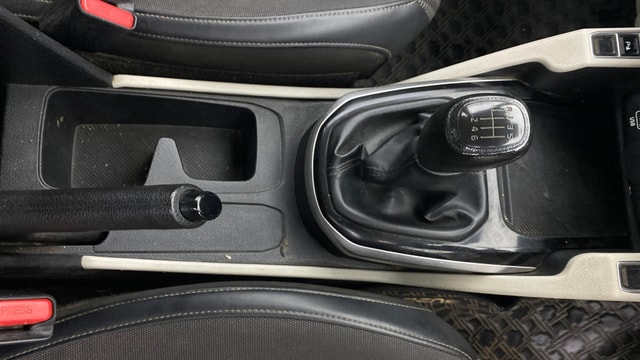 View Kia Carens Image 39 Used Kia Carens Image 39