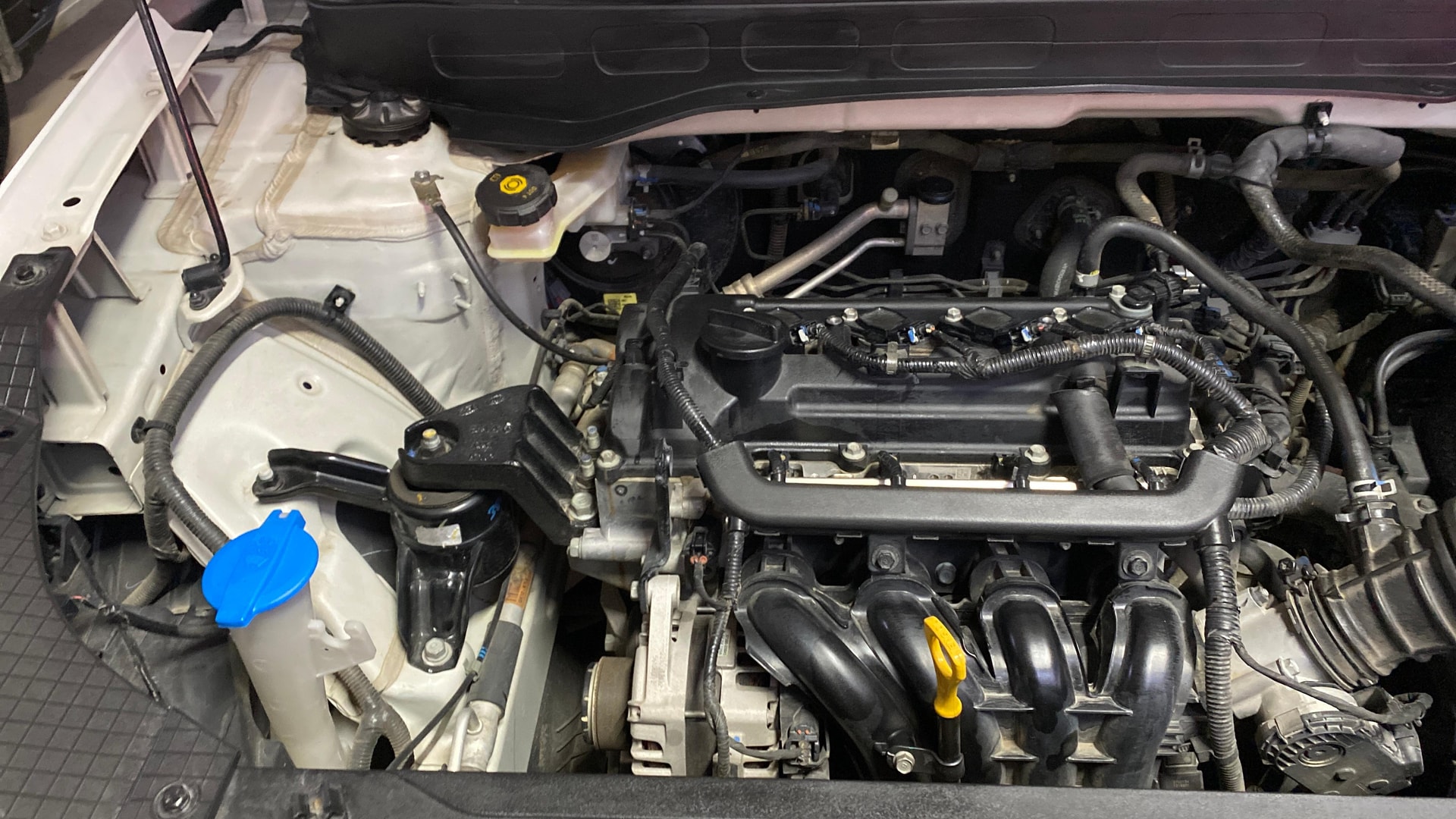 View 2023 Hyundai Venue S 1.2 Petrol Image 3 Used 2023 Hyundai Venue S 1.2 Petrol Image 3