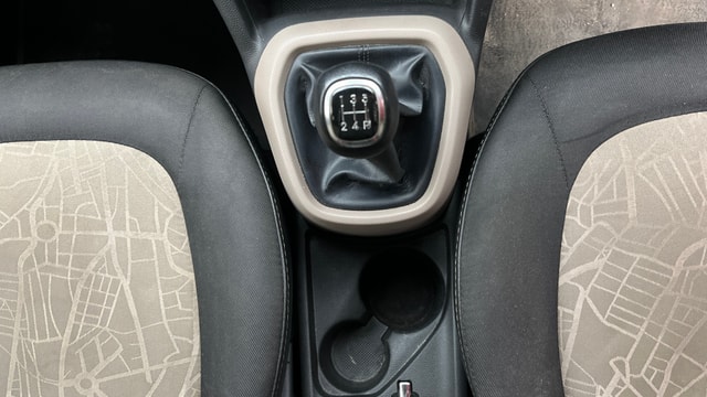 View Hyundai Grand i10 Image 40 Used Hyundai Grand i10 Image 40