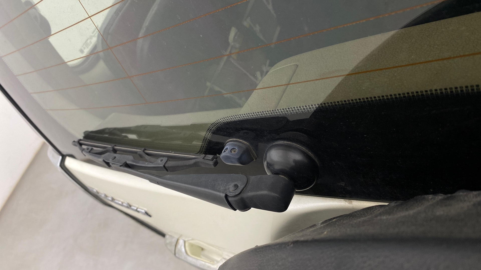 View 2019 Mahindra TUV300 T10 100HP Image 42 Used 2019 Mahindra TUV300 T10 100HP Image 42