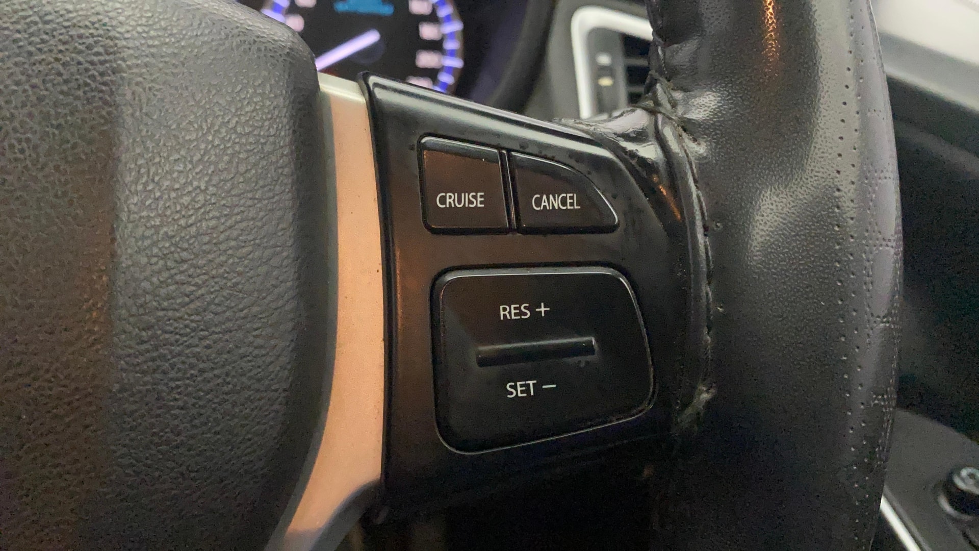View 2020 Maruti Suzuki 1000 Base Variant Image 3 Used 2020 Maruti Suzuki 1000 Base Variant Image 3