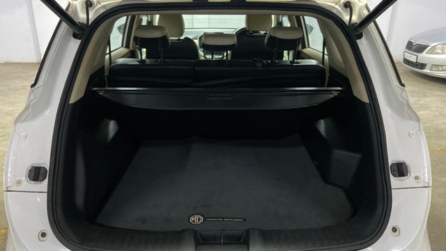 View MG Hector Image 7 Used MG Hector Image 7