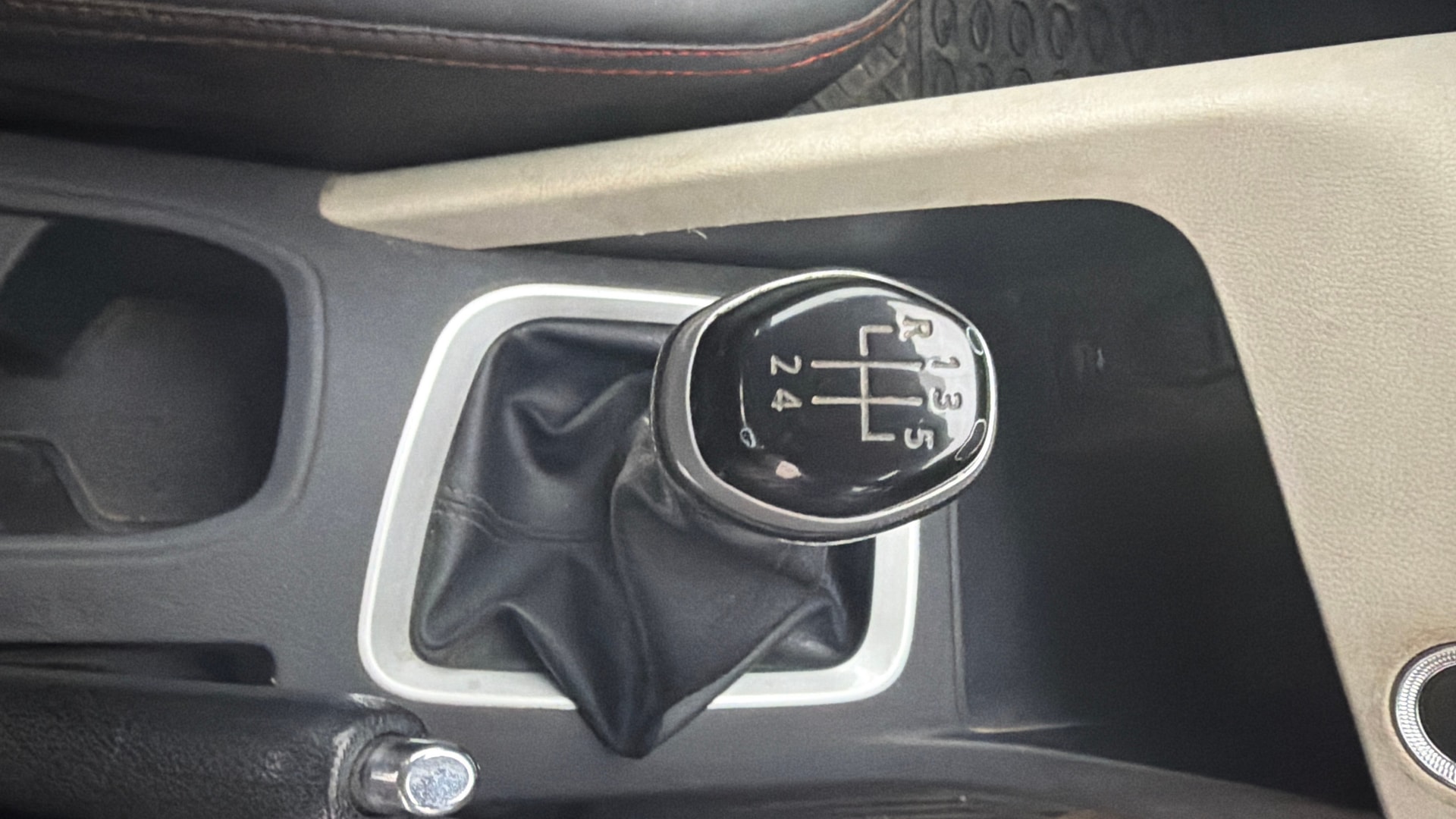 Used 2022 Nissan Magnite Used 2022 Nissan Magnite