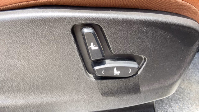 View MG Hector Plus Image 12 Used MG Hector Plus Image 12