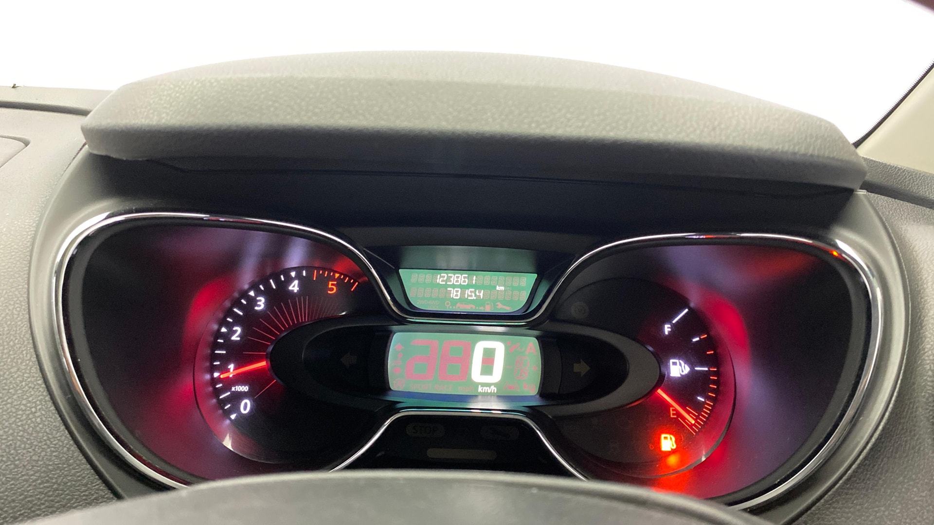 View 2018 Renault Captur RXE Diesel Image 35 Used 2018 Renault Captur RXE Diesel Image 35