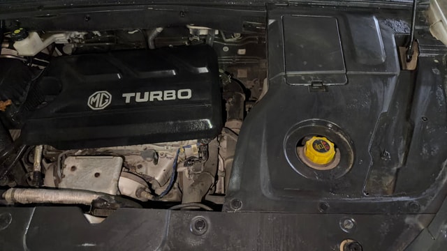 View MG Hector Plus Image 31 Used MG Hector Plus Image 31