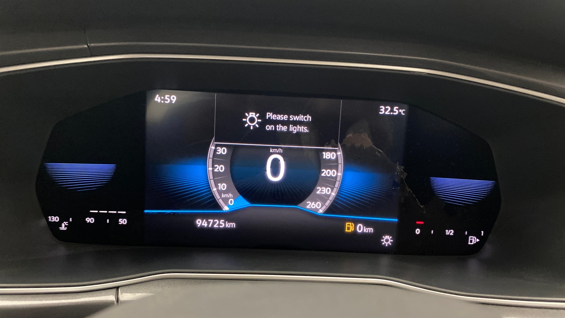 View 2022 Volkswagen Taigun 1.0 TSI Topline MT Image 37 Used 2022 Volkswagen Taigun 1.0 TSI Topline MT Image 37