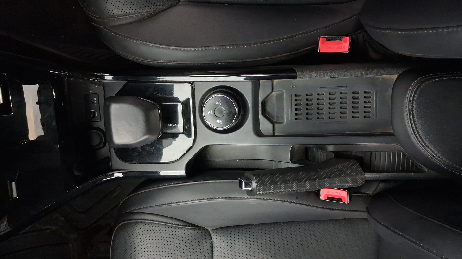 View 2024 Tata Nexon Revotron XE Image 44 Used 2024 Tata Nexon Revotron XE Image 44