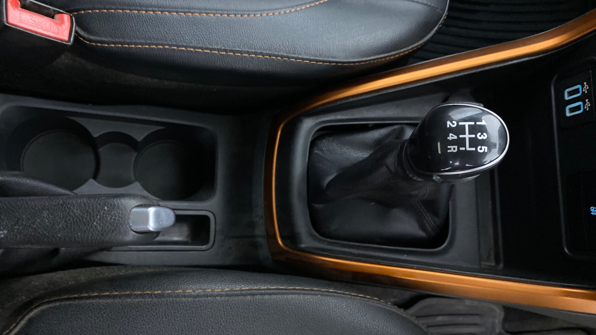 View 2021 Ford EcoSport 1.5 TDCi Diesel Ambiente BS IV Image 42 Used 2021 Ford EcoSport 1.5 TDCi Diesel Ambiente BS IV Image 42