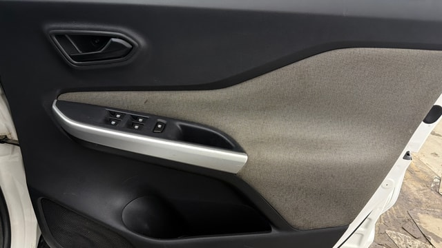 View Nissan Magnite Image 33 Used Nissan Magnite Image 33