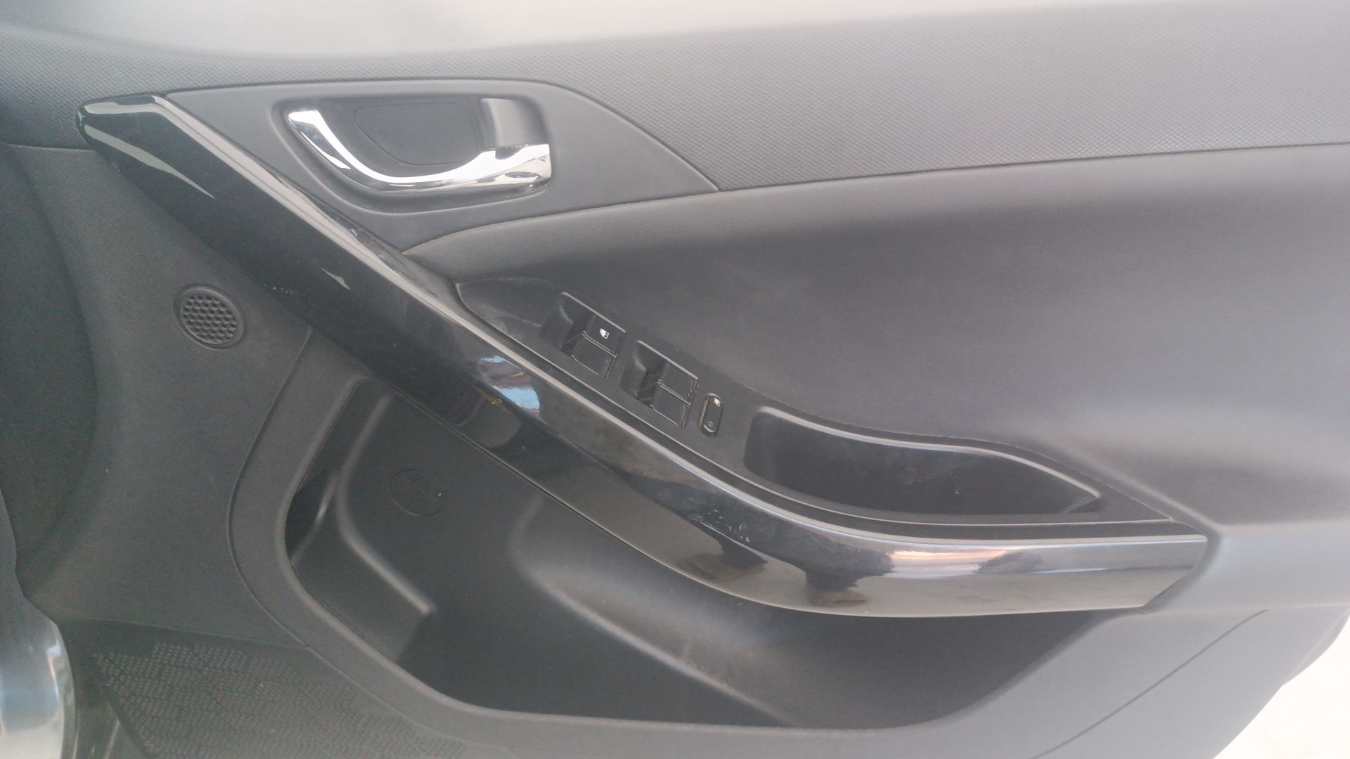 View 2023 Tata Nexon Revotron XE Image 34 Used 2023 Tata Nexon Revotron XE Image 34