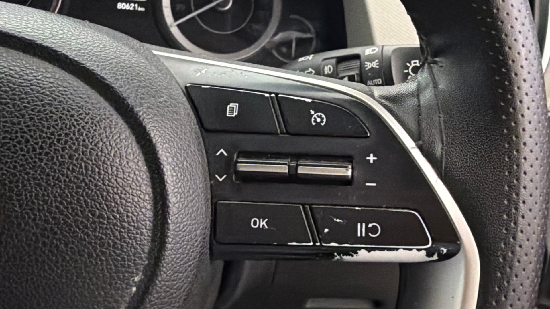 View 2022 Hyundai Creta SX MT Diesel Image 3 Used 2022 Hyundai Creta SX MT Diesel Image 3