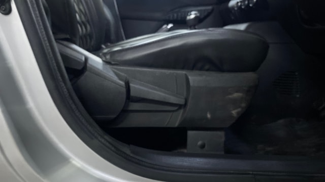View Nissan Magnite Image 11 Used Nissan Magnite Image 11