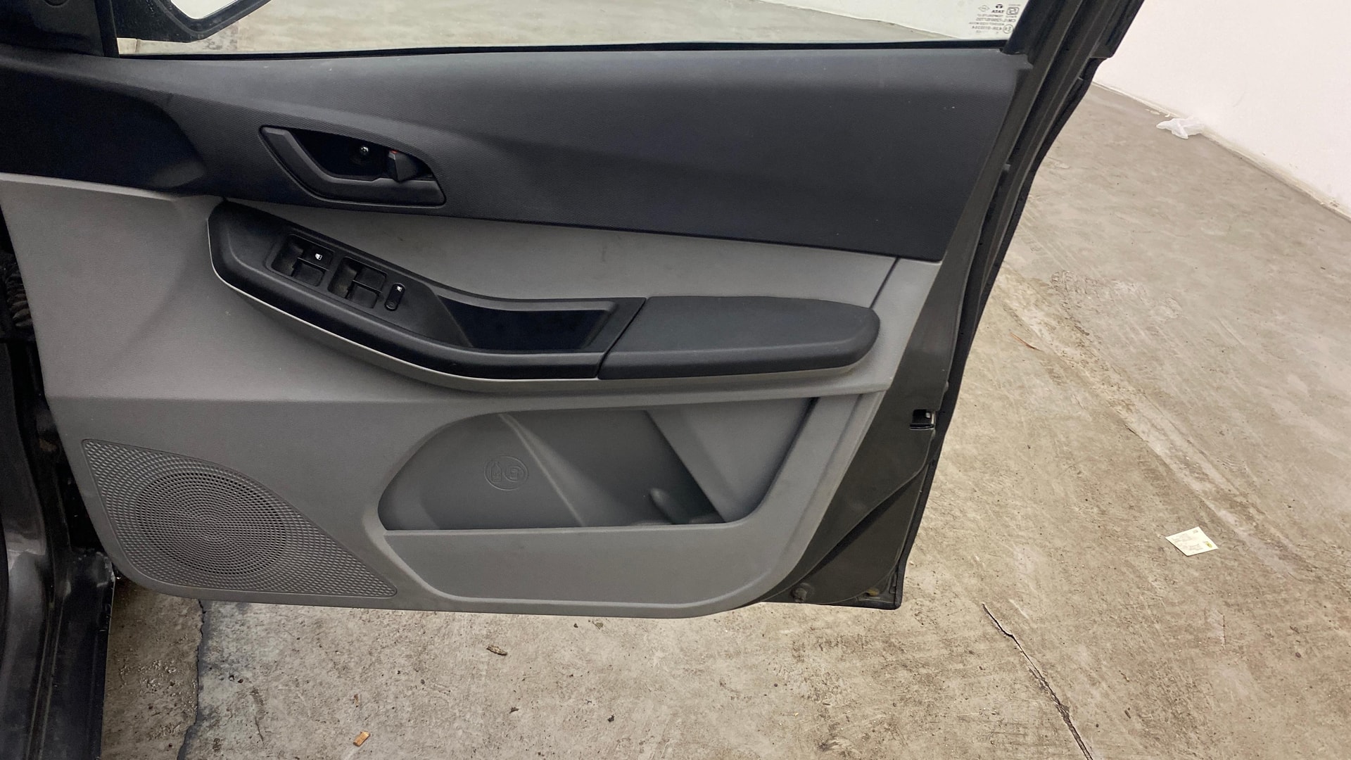 View 2024 Tata Tiago Revotorq XB Image 32 Used 2024 Tata Tiago Revotorq XB Image 32