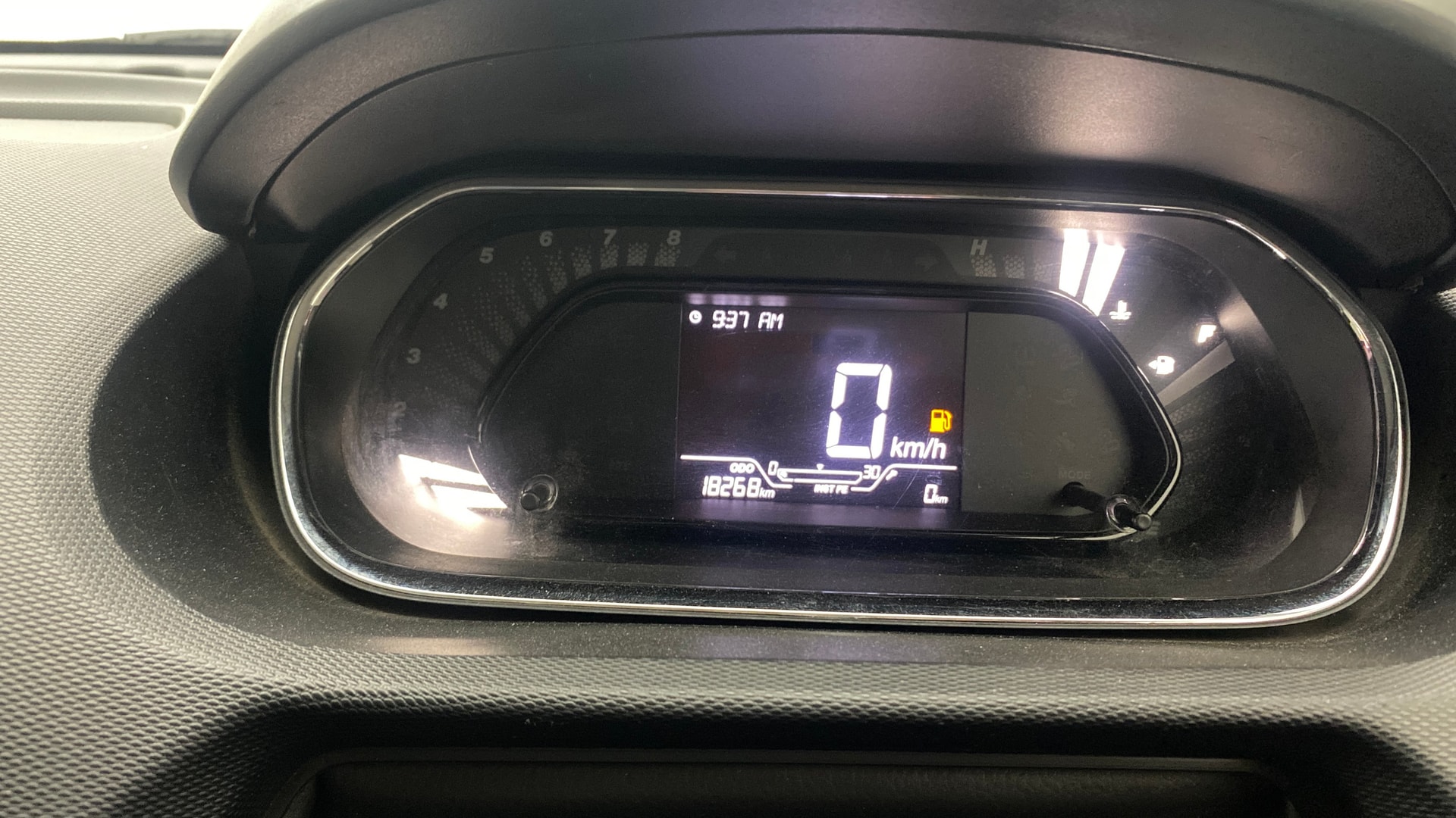View 2024 Tata Tiago Revotorq XB Image 33 Used 2024 Tata Tiago Revotorq XB Image 33