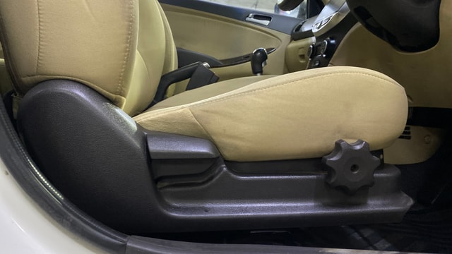 View Hyundai Verna Image 18 Used Hyundai Verna Image 18