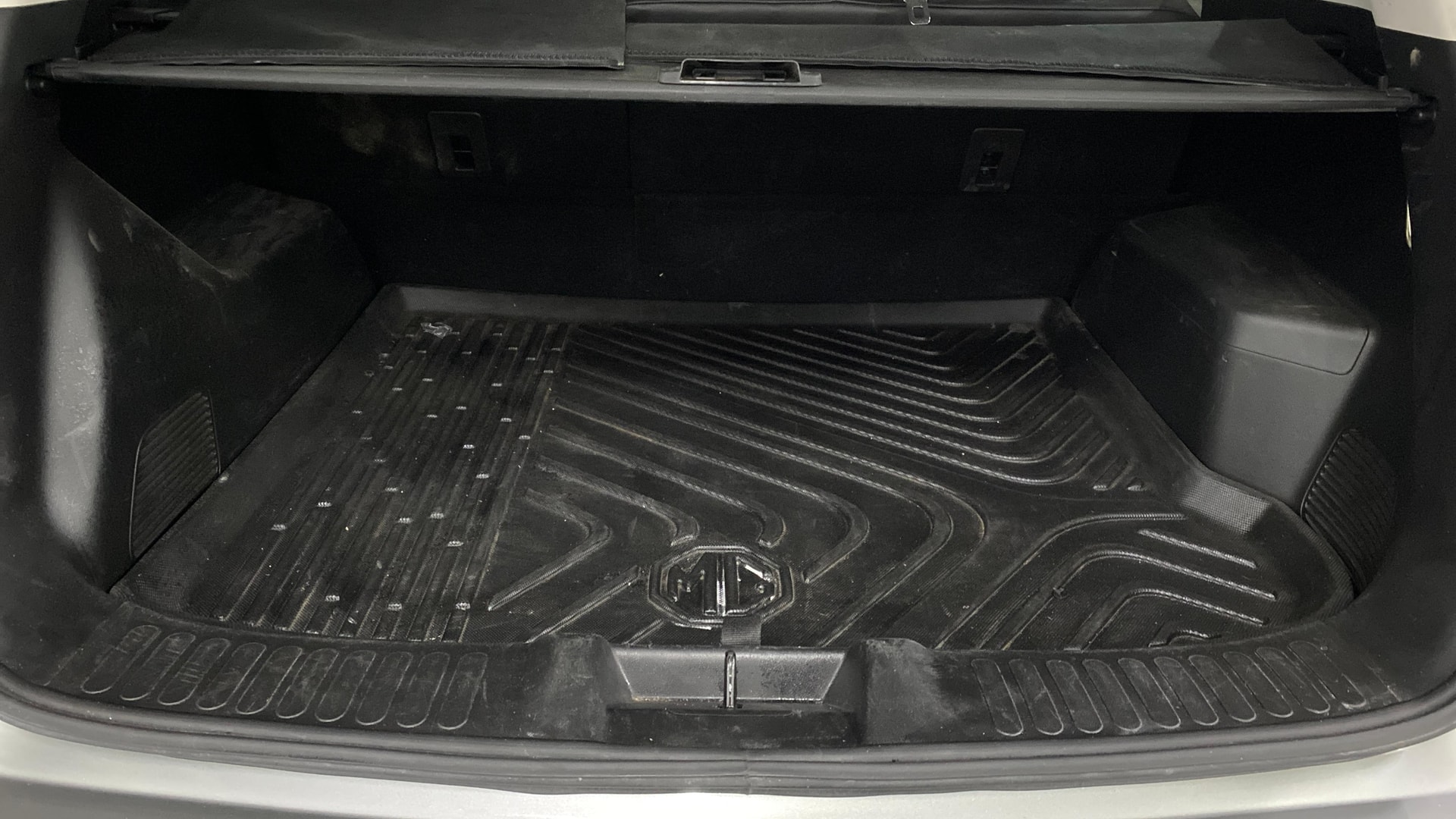 View 2020 MG Hector Sharp Petrol BS IV Image 7 Used 2020 MG Hector Sharp Petrol BS IV Image 7