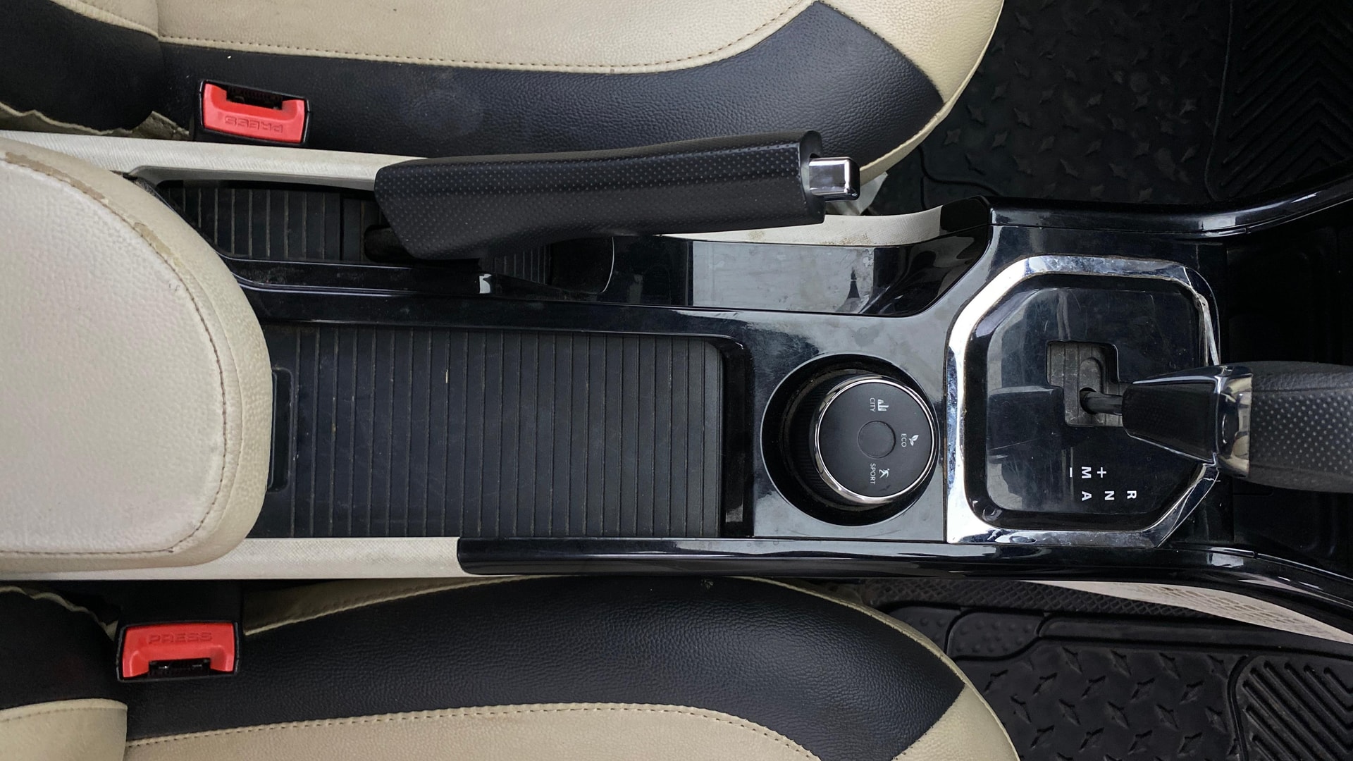 View 2021 Tata Nexon Revotron XE Image 41 Used 2021 Tata Nexon Revotron XE Image 41