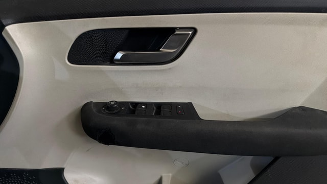 View Tata Altroz Image 34 Used Tata Altroz Image 34