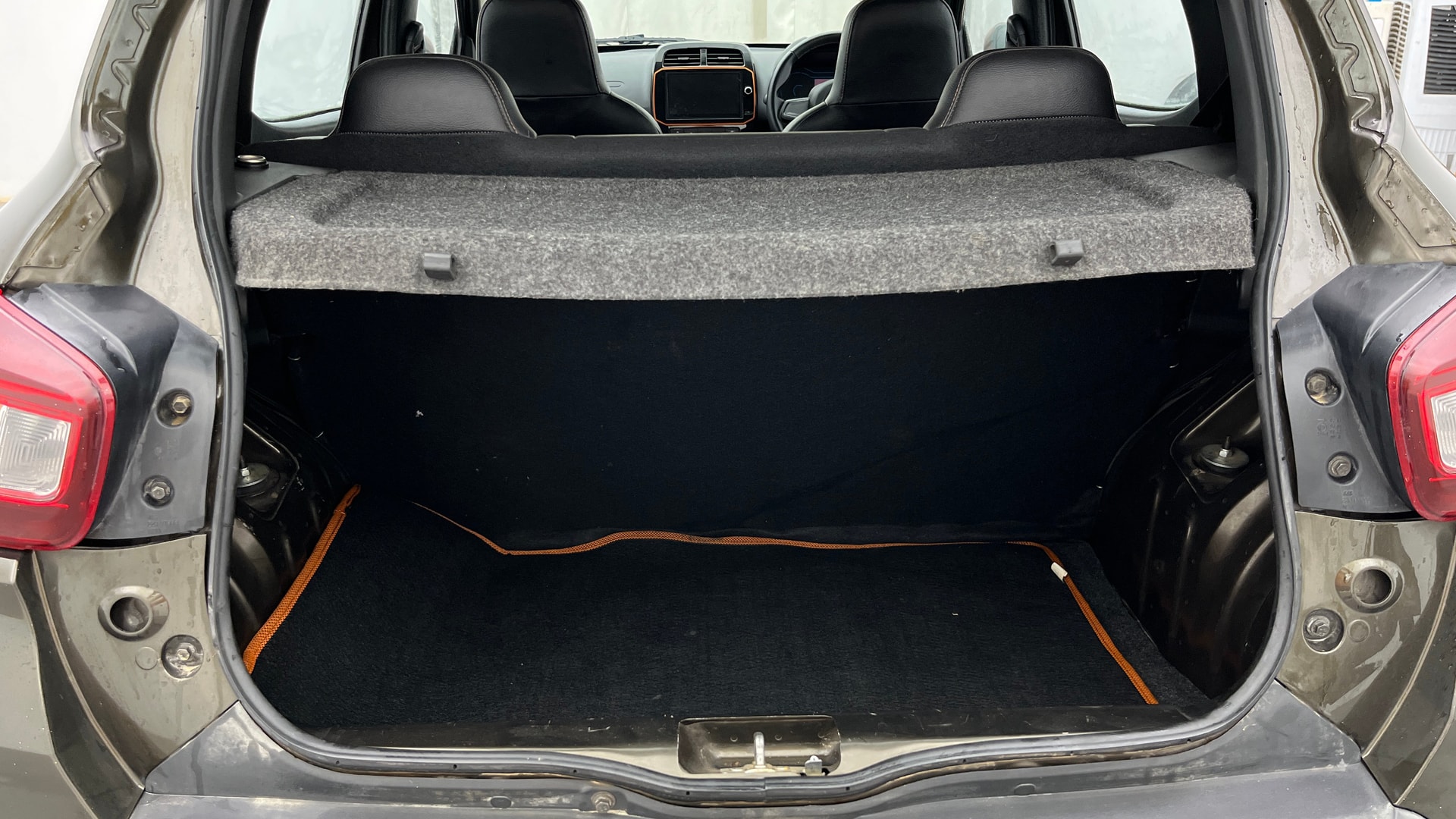 View 2020 Renault Kwid Climber (O) Easy-R Image 10 Used 2020 Renault Kwid Climber (O) Easy-R Image 10