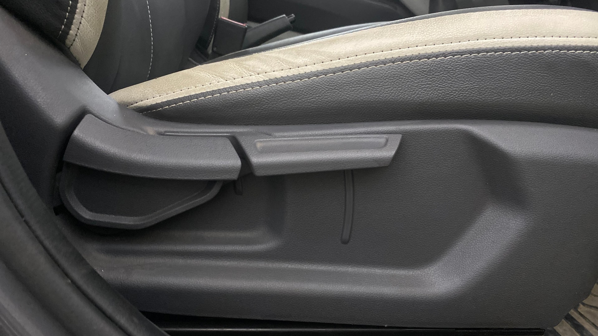 View 2021 Hyundai Grand i10 Nios Sportz CNG Image 18 Used 2021 Hyundai Grand i10 Nios Sportz CNG Image 18