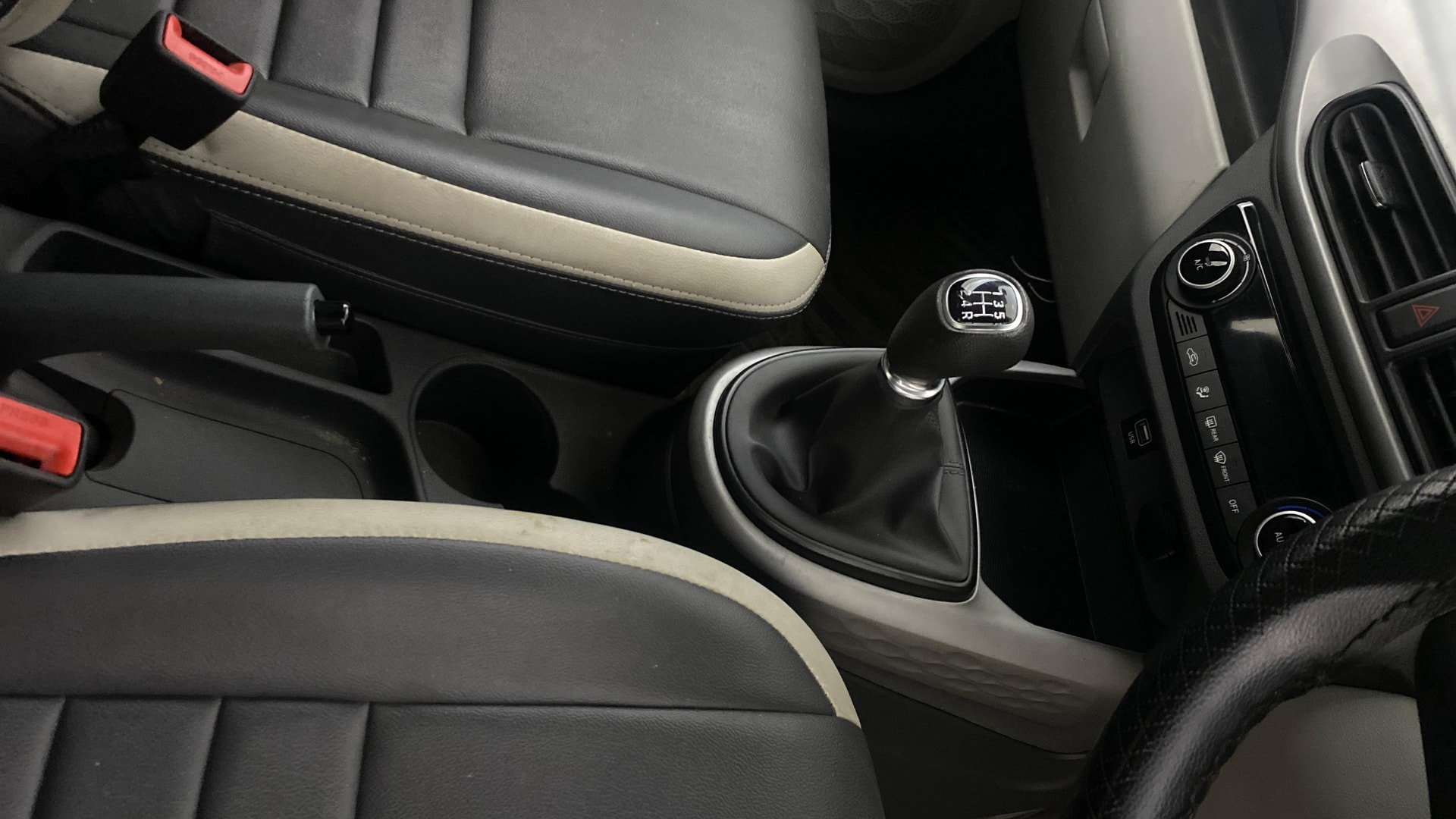 View 2021 Hyundai Grand i10 Nios Sportz CNG Image 38 Used 2021 Hyundai Grand i10 Nios Sportz CNG Image 38