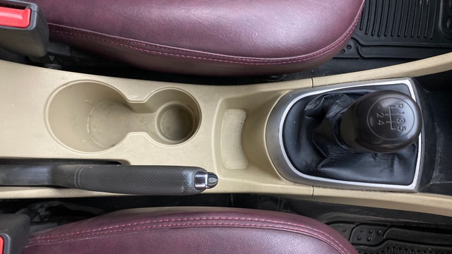 View Hyundai Fluidic Verna Image 38 Used Hyundai Fluidic Verna Image 38