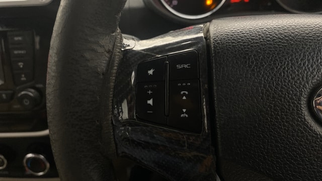 View Mahindra TUV300 Image 3 Used Mahindra TUV300 Image 3