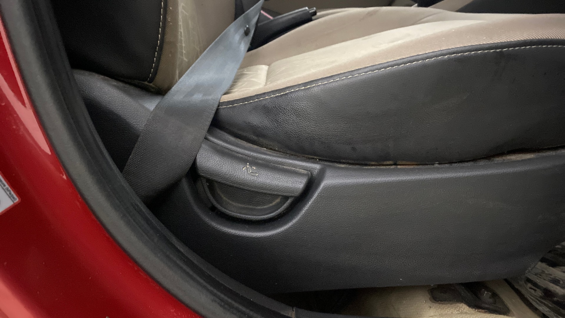 View 2016 Hyundai Xcent Base Petrol Image 18 Used 2016 Hyundai Xcent Base Petrol Image 18