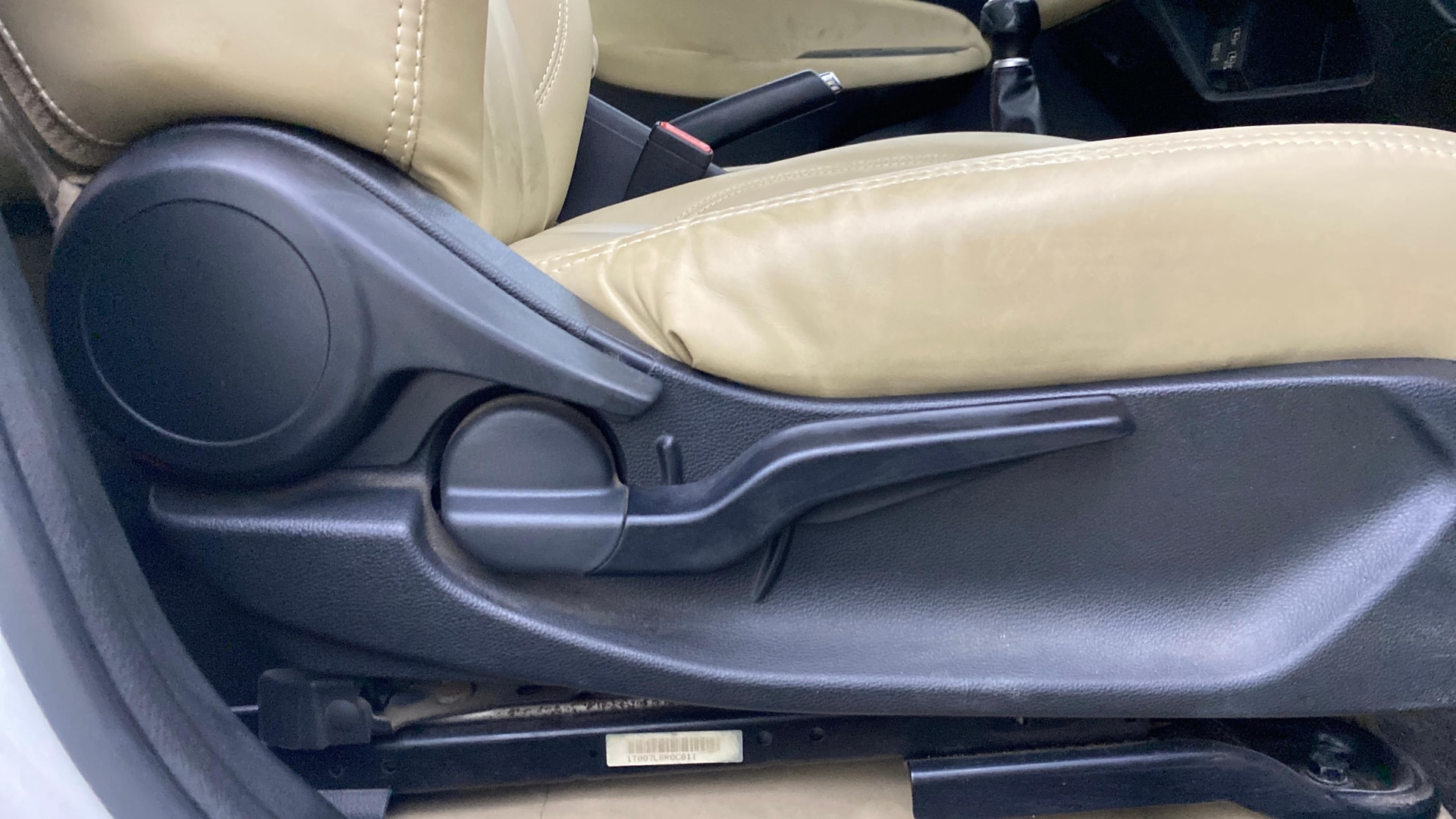 View 2021 Honda City ZX MT Diesel Anniversary Edition Image 11 Used 2021 Honda City ZX MT Diesel Anniversary Edition Image 11