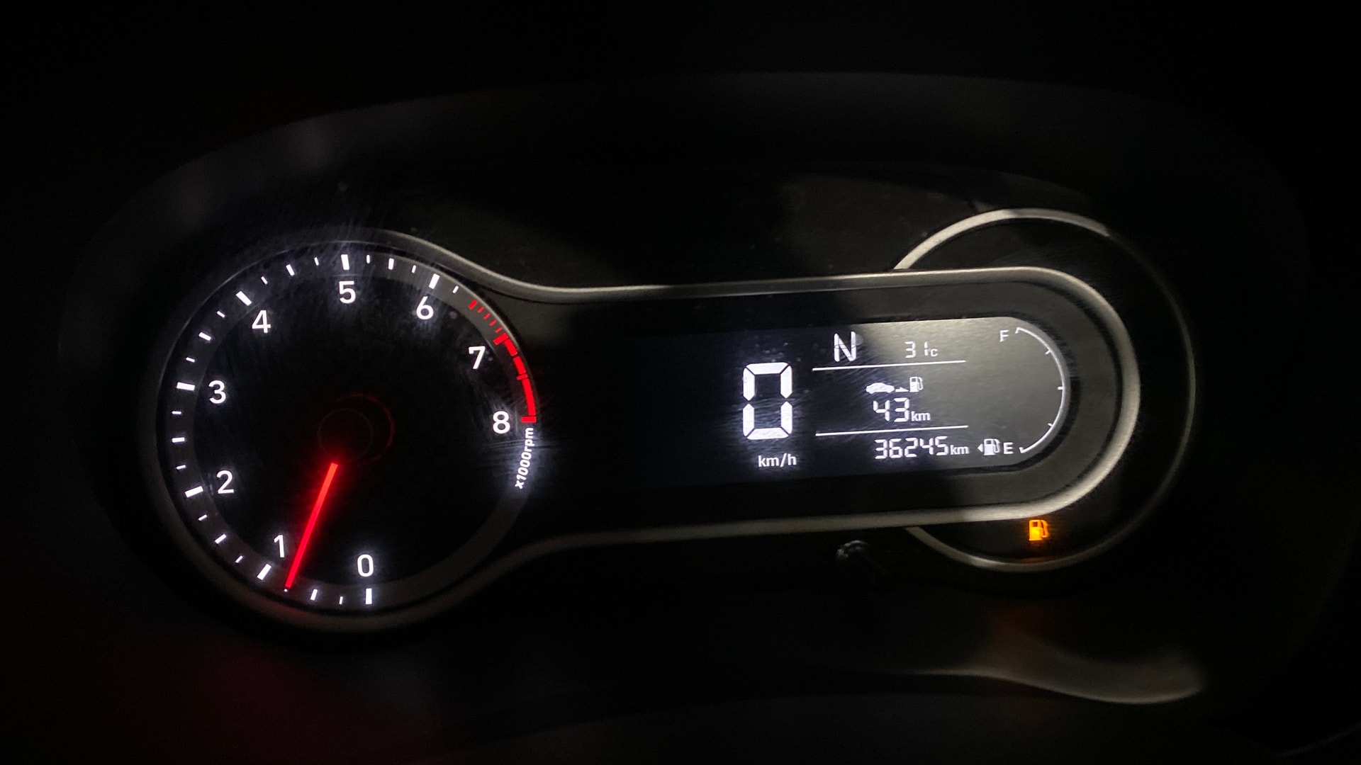 View 2022 Hyundai Grand i10 Nios Sportz Petrol AMT Image 34 Used 2022 Hyundai Grand i10 Nios Sportz Petrol AMT Image 34