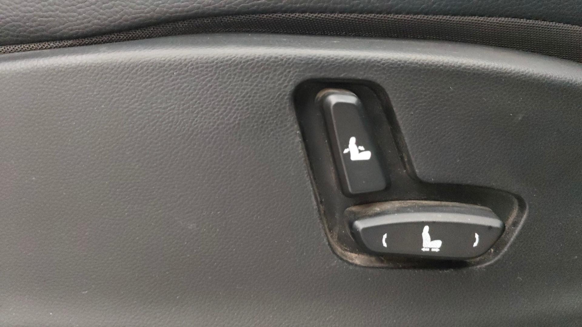 View 2023 MG Hector Plus Sharp Pro 6 Seater Petrol Image 12 Used 2023 MG Hector Plus Sharp Pro 6 Seater Petrol Image 12