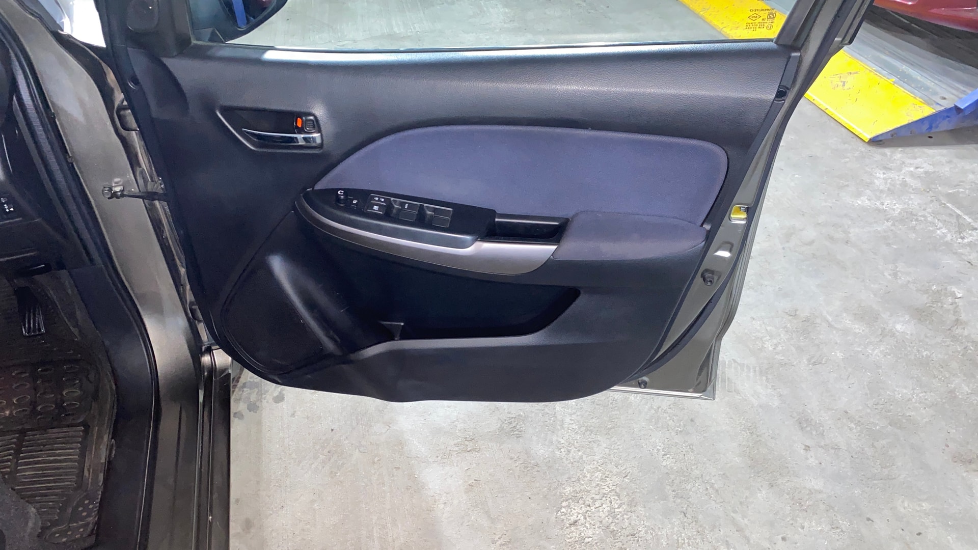 View 2020 Maruti Suzuki 1000 Base Variant Image 33 Used 2020 Maruti Suzuki 1000 Base Variant Image 33