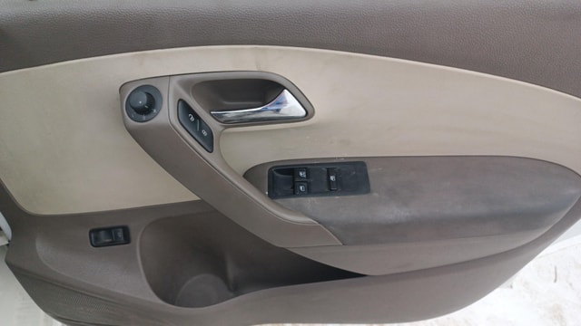 View Skoda Rapid Image 37 Used Skoda Rapid Image 37