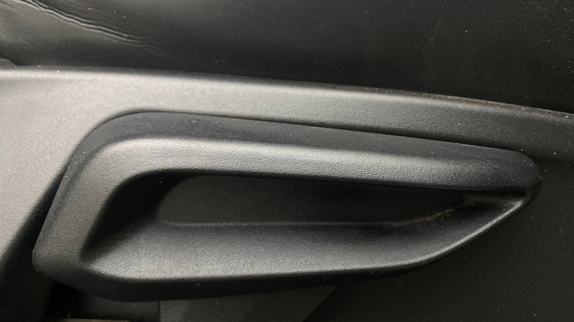 View 2021 Tata Tiago Revotorq XB Image 18 Used 2021 Tata Tiago Revotorq XB Image 18