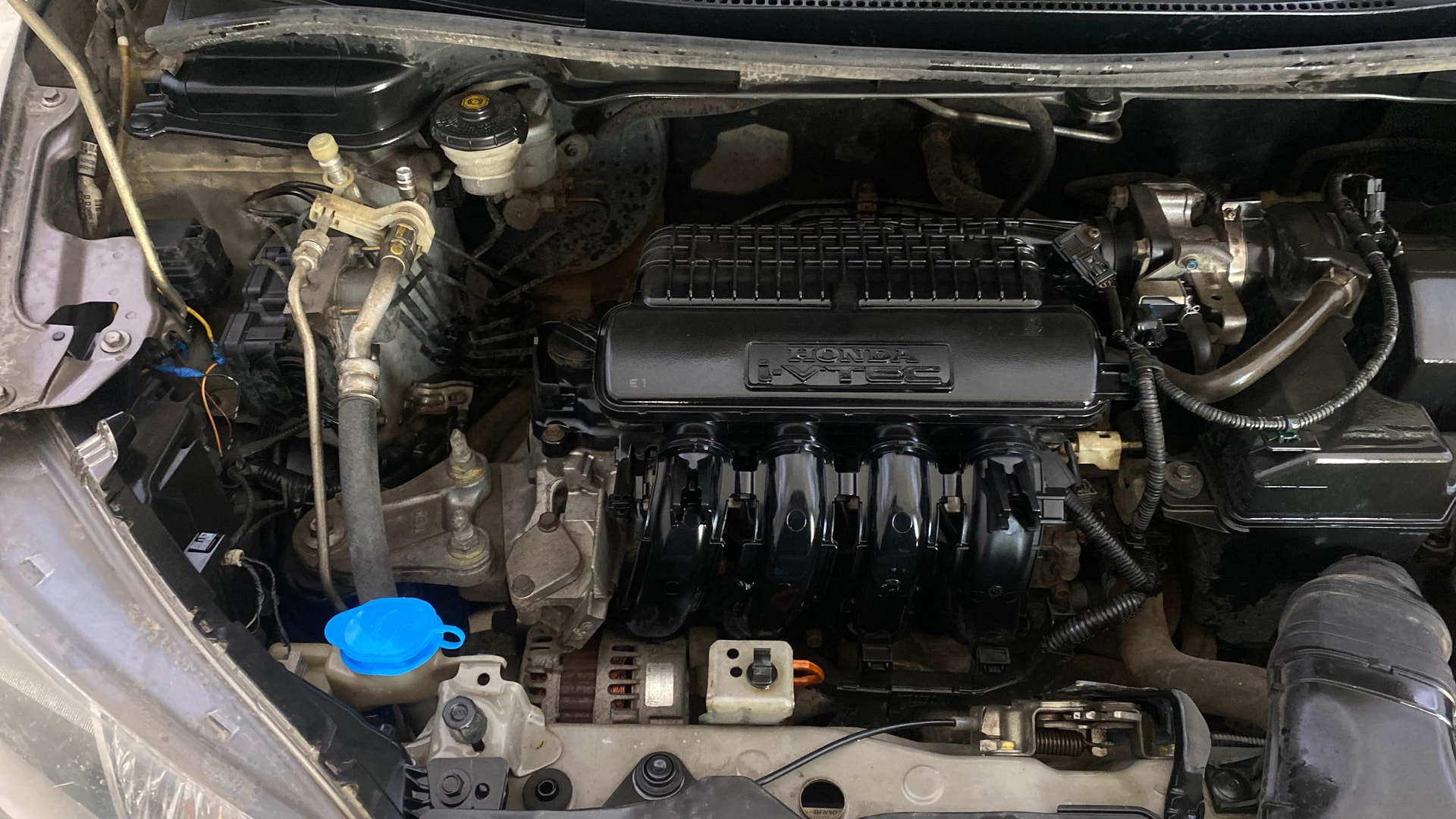View 2015 Honda Jazz E MT Diesel Image 3 Used 2015 Honda Jazz E MT Diesel Image 3