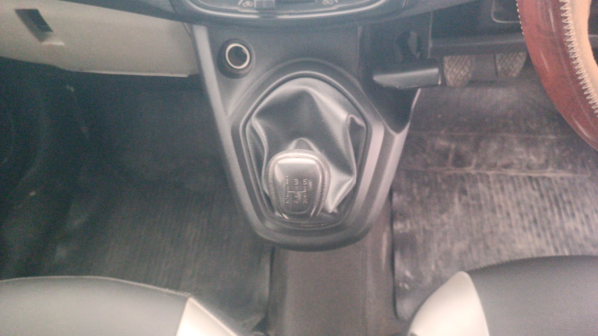View 2018 Datsun Go T Image 37 Used 2018 Datsun Go T Image 37