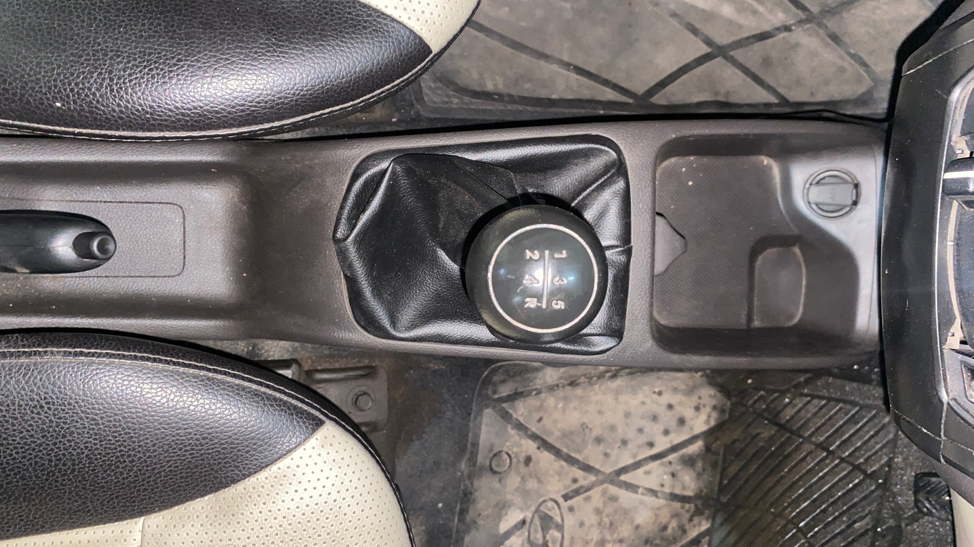 Used 2014 Hyundai EON Used 2014 Hyundai EON