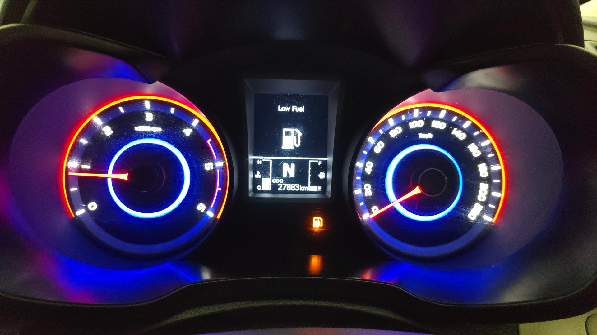 Used 2023 Mahindra XUV300 Used 2023 Mahindra XUV300