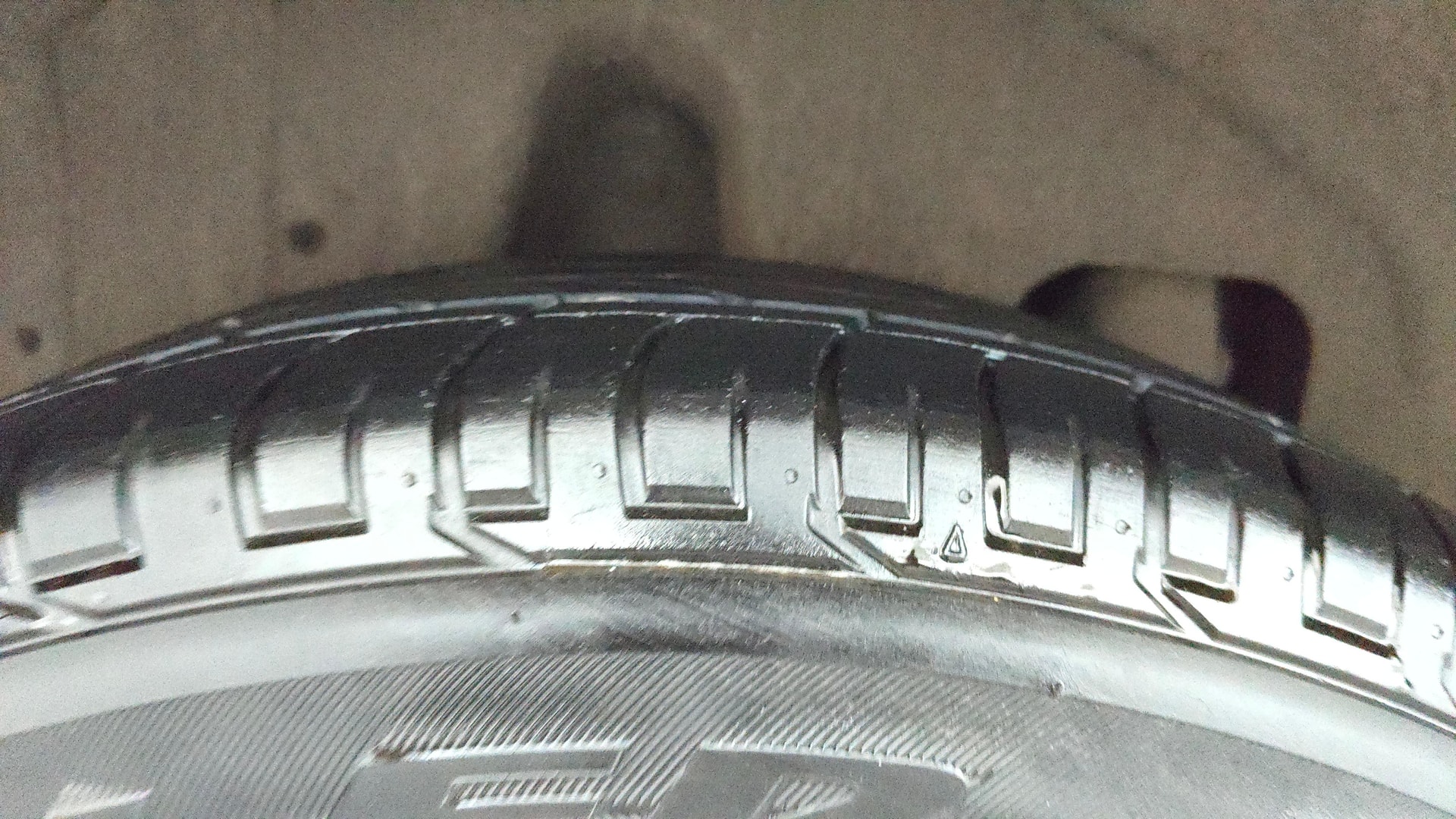 Used 2023 Mahindra XUV300 Used 2023 Mahindra XUV300