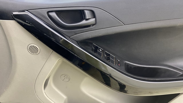 View Tata Nexon Image 32 Used Tata Nexon Image 32
