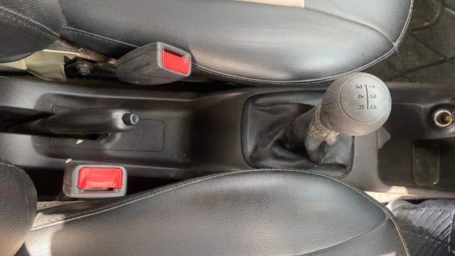 View Hyundai EON Image 37 Used Hyundai EON Image 37