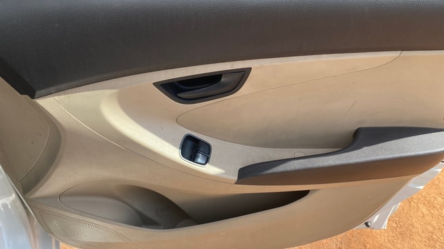View Hyundai EON Image 32 Used Hyundai EON Image 32