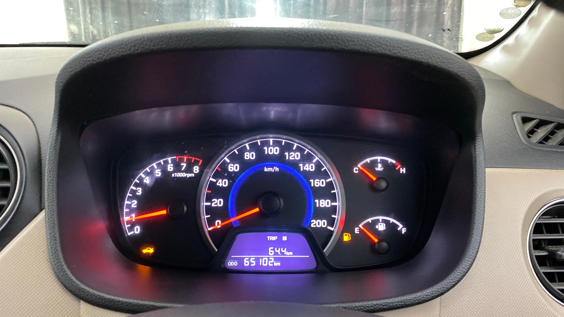 View 2016 Hyundai Grand i10 Sportz 1.2 Kappa Image 33 Used 2016 Hyundai Grand i10 Sportz 1.2 Kappa Image 33